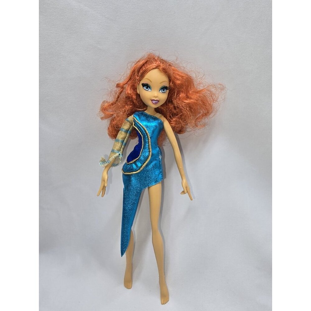 WINX CLUB DOLL  BLOOM Singsational Magic Fashion Doll 2005 Mattel